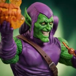 Marvel Comics Green Goblin 1:7 Scale Resin Mini-Bust 24 Marvel Comics Green Goblin 1:7 Scale Resin Mini-Bust -Science Fiction Toy Store diamond select toys marvel comics green goblin 1 7 scale resin mini bust 31163118125126