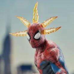 Marvel Comics Spider-Man 1:7 Scale Resin Mini-Bust -Science Fiction Toy Store diamond select toys marvel comics spider man 1 7 scale resin mini bust 30857147416646