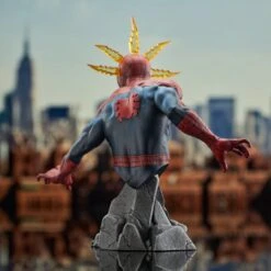 Marvel Comics Spider-Man 1:7 Scale Resin Mini-Bust -Science Fiction Toy Store diamond select toys marvel comics spider man 1 7 scale resin mini bust 30857147514950