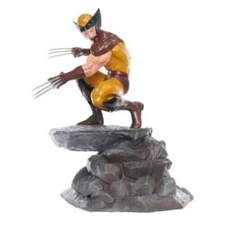 Marvel Gallery Comic Wolverine Statue Diorama -Science Fiction Toy Store diamond select toys marvel gallery comic wolverine statue diorama 30402039414854