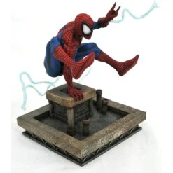 Marvel Gallery Spider-Man ('90s Version) Statue Diorama -Science Fiction Toy Store diamond select toys marvel gallery spider man 90s version statue diorama 30402332917830