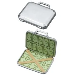 Medicom Toy MAFEX No. 198 Batman: Hush Poison Ivy Action Figure -Science Fiction Toy Store medicom toy mafex no 198 batman hush poison ivy action figure 29856030883910 1